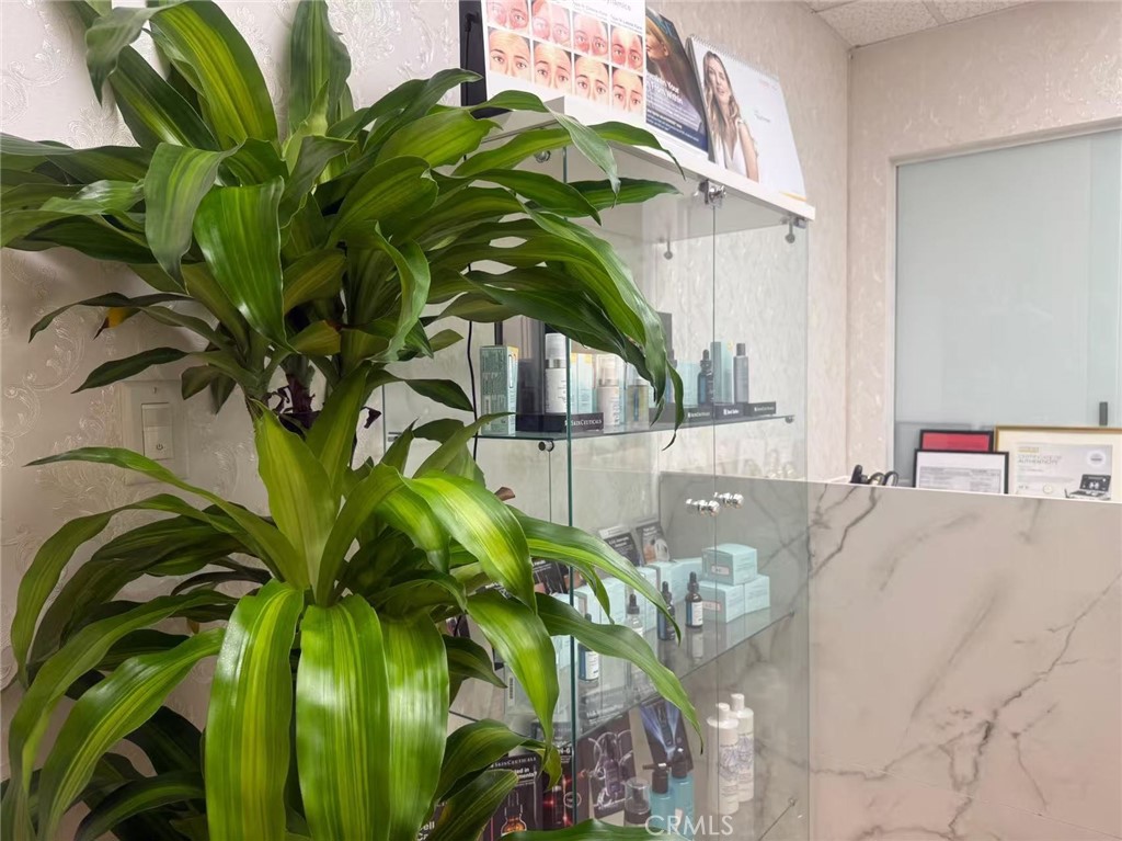 301 W Huntington Dr 514