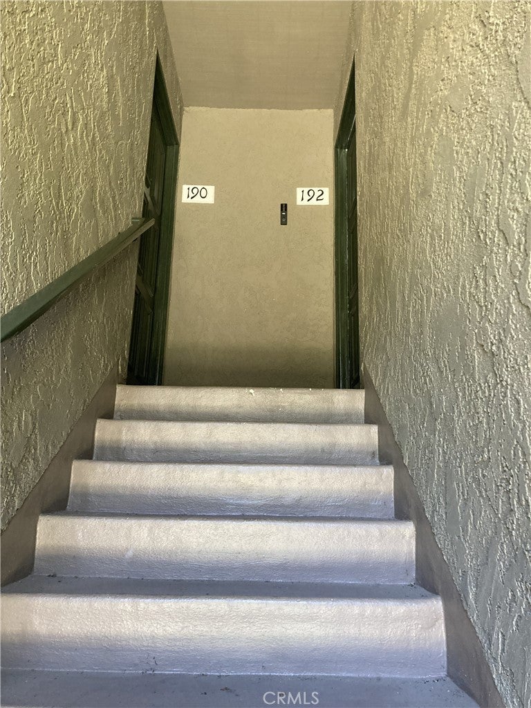 192 Streamwood, Irvine CA 92620
