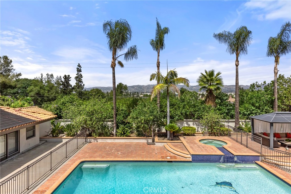 417 W Las Palmas Drive