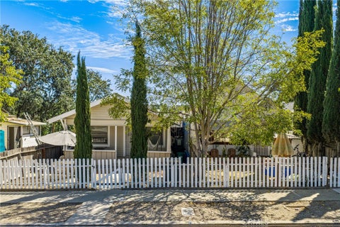 Photo of 1434 1436 Pine Street, Paso Robles, CA 93446 (MLS # NS26193449)