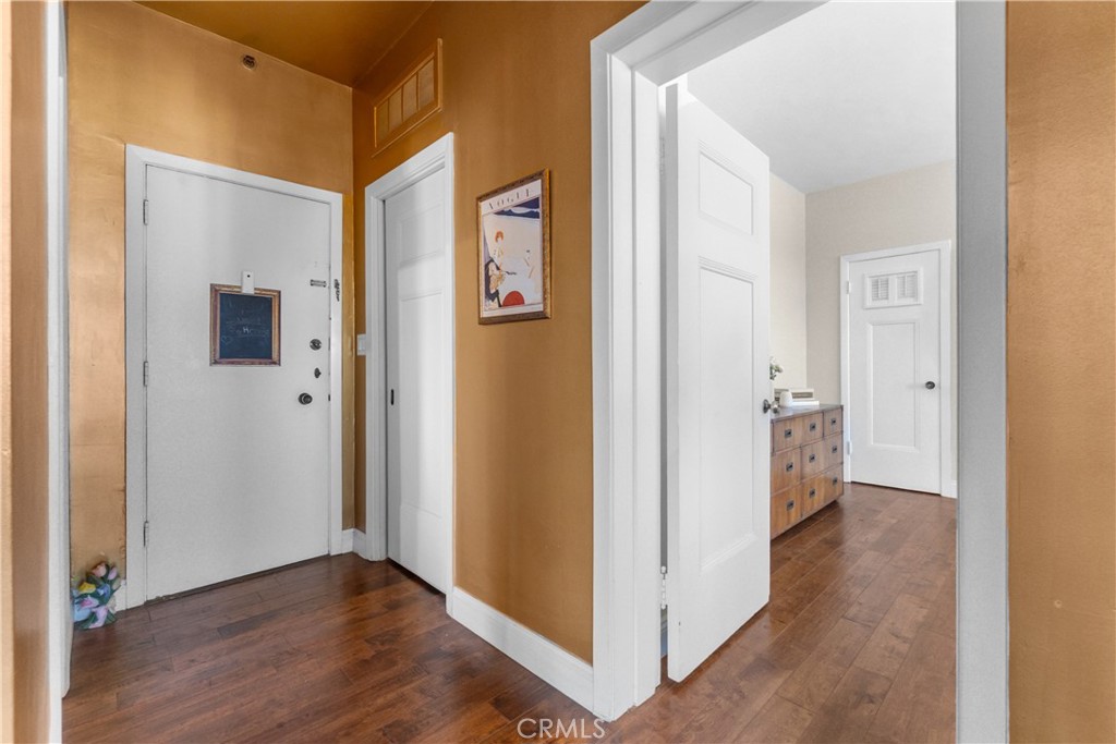 800 E Ocean Boulevard 201