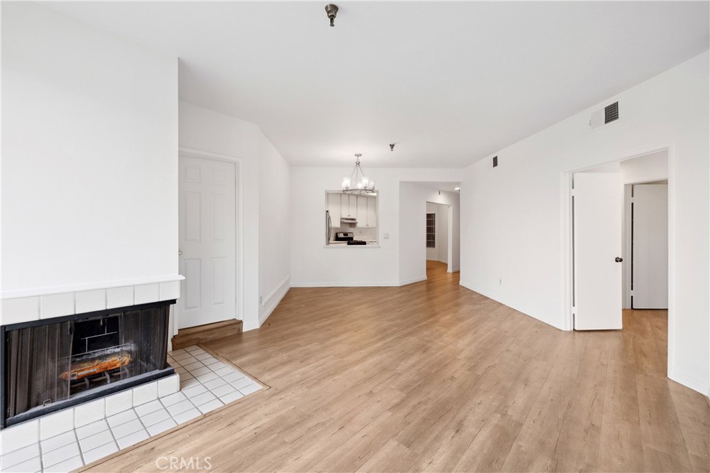 1450 Brett Place 205