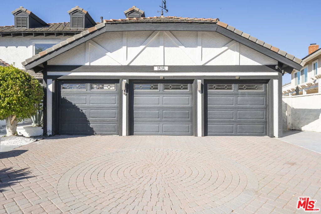 1515 Sunbluff Drive