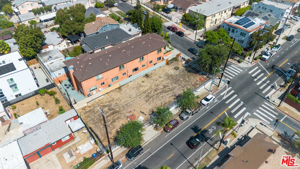 1301 N Alexandria Avenue