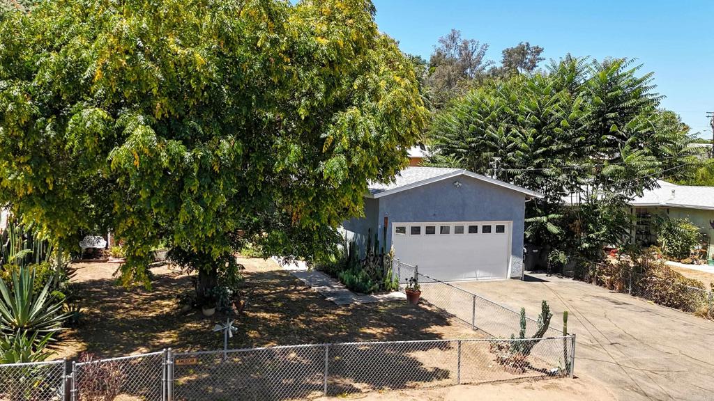 9616 PETITE LANE