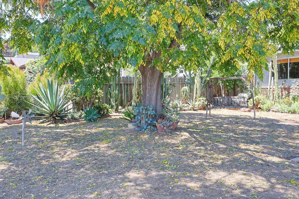 9616 PETITE LANE