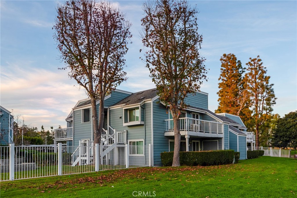 6004 Bixby Village Drive 22