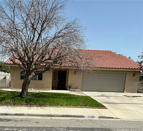 Photo of 16340 Camelback Dr, Victorville, CA 92395 (MLS # HD26086418)