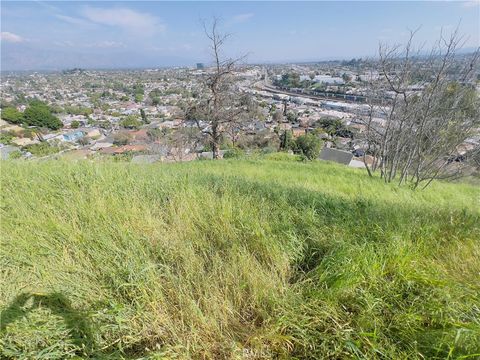 Photo of 2600 N Adkins Avenue, El Sereno, CA 90032 (MLS # WS26028340)