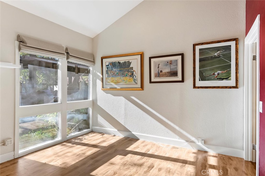 23501 Park Sorrento 211