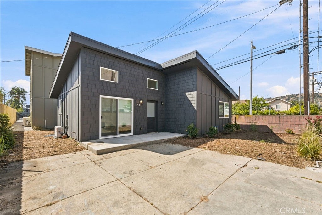 2801 575-581 Jeffries 1-4
