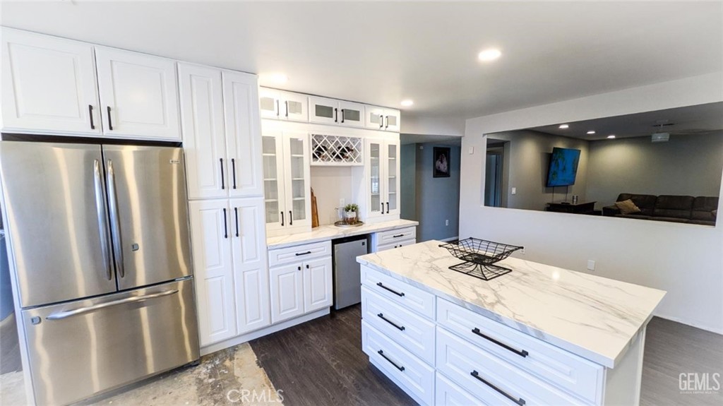 26327 Dartmouth Street