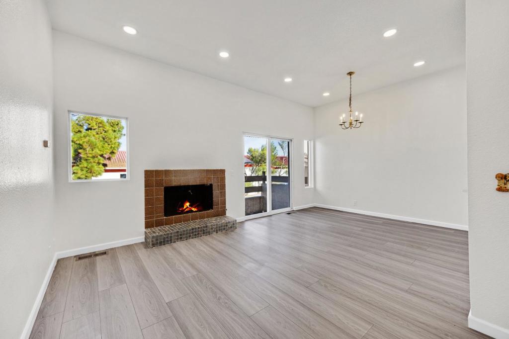 Properties 3 3550 Carter Drive 85