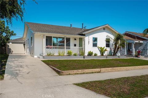 7137 Olive Ave Long Beach CA 90805