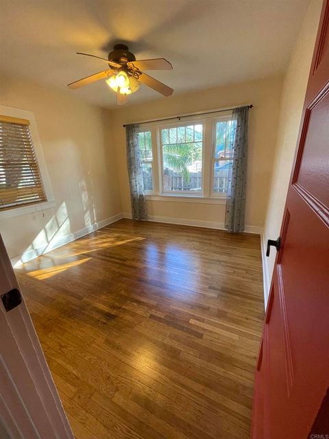 Tiny photo for 121 E Warner St St, Ventura, CA 93001 (MLS # NDP2600298)