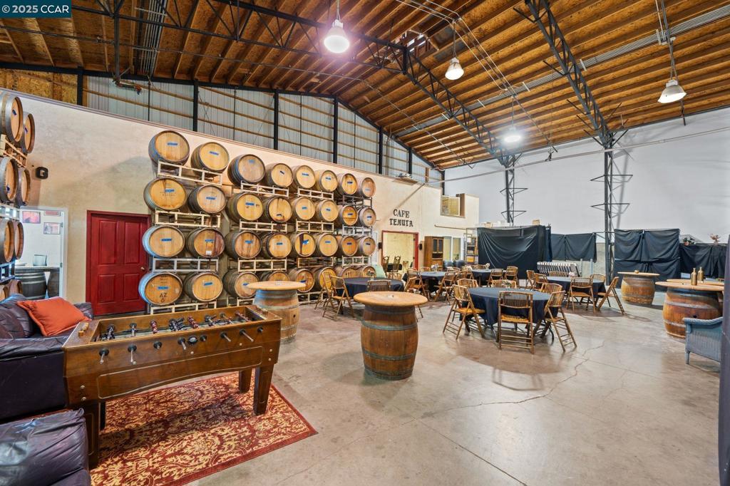 RUBY HILL VINEYA - Residential