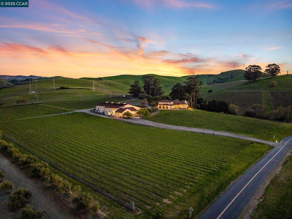 RUBY HILL VINEYA - Residential