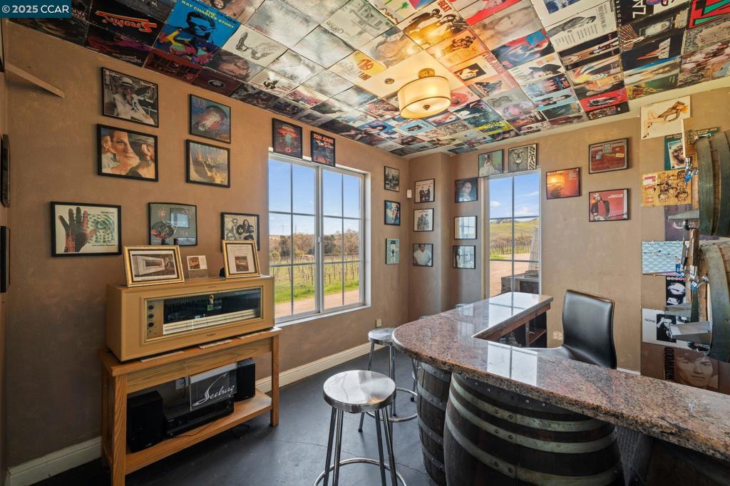 RUBY HILL VINEYA - Residential