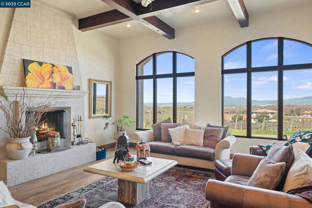 RUBY HILL VINEYA - Residential