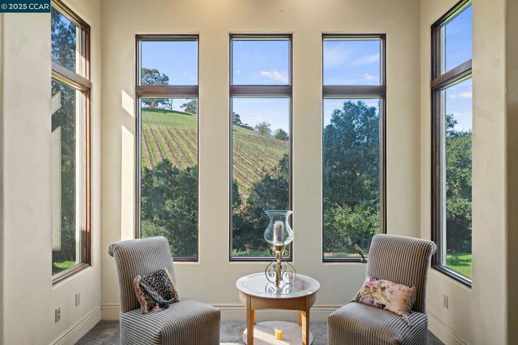 RUBY HILL VINEYA - Residential