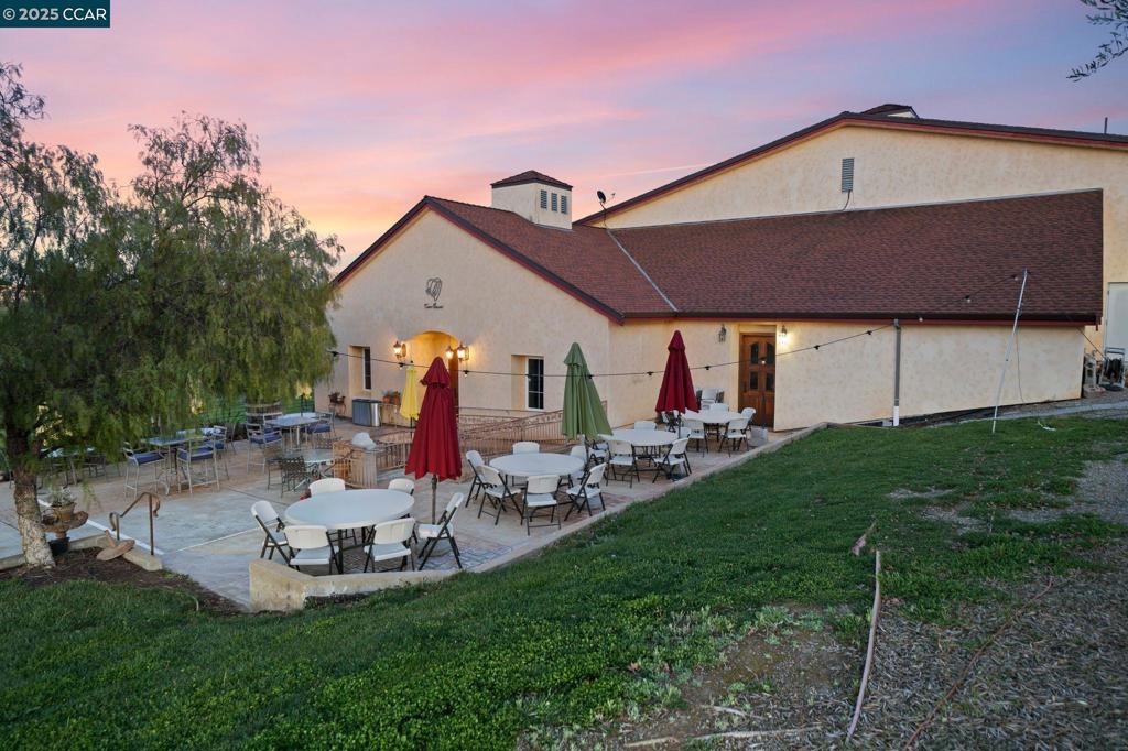 RUBY HILL VINEYA - Residential