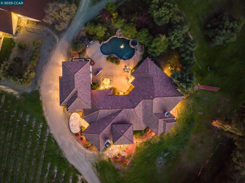 RUBY HILL VINEYA - Residential