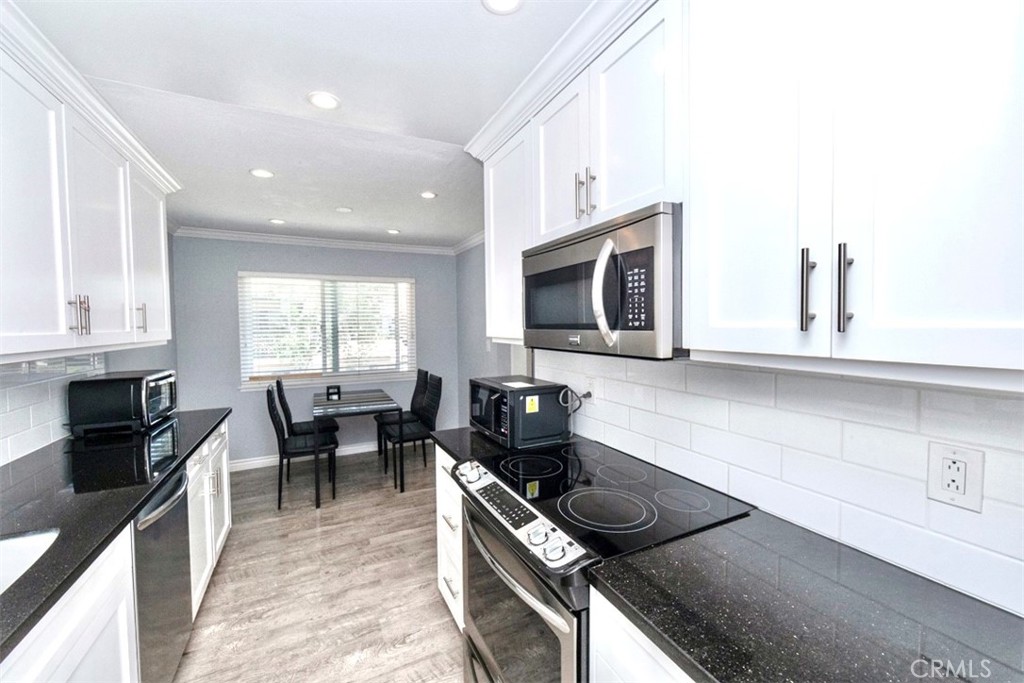 12200 Montecito Road L208
