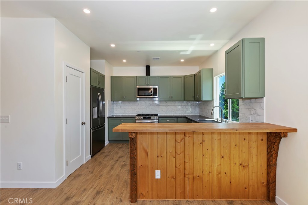 Twin Peaks (TWIN) - Residential