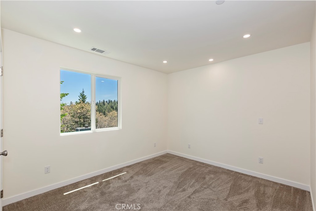 Twin Peaks (TWIN) - Residential