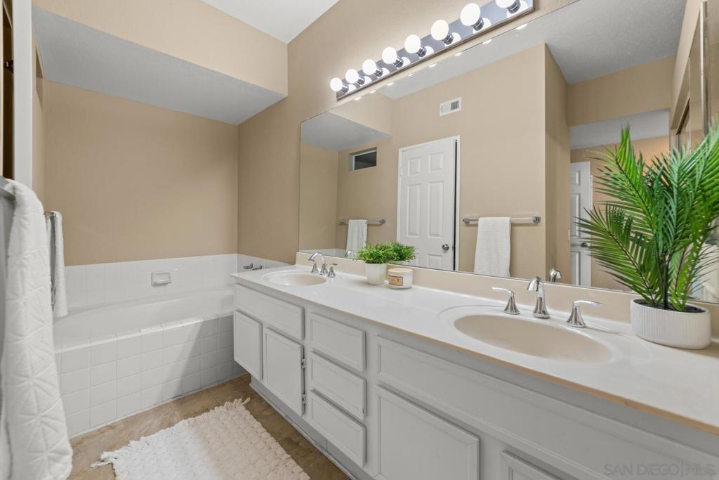 Lake San Marcos - Residential