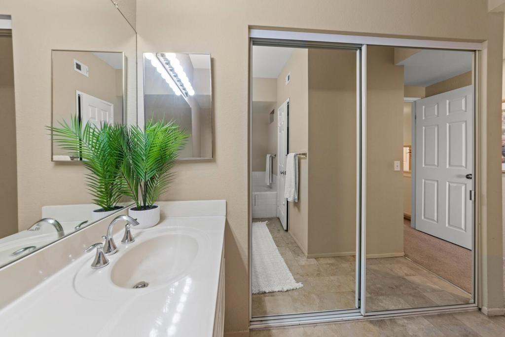 Lake San Marcos - Residential