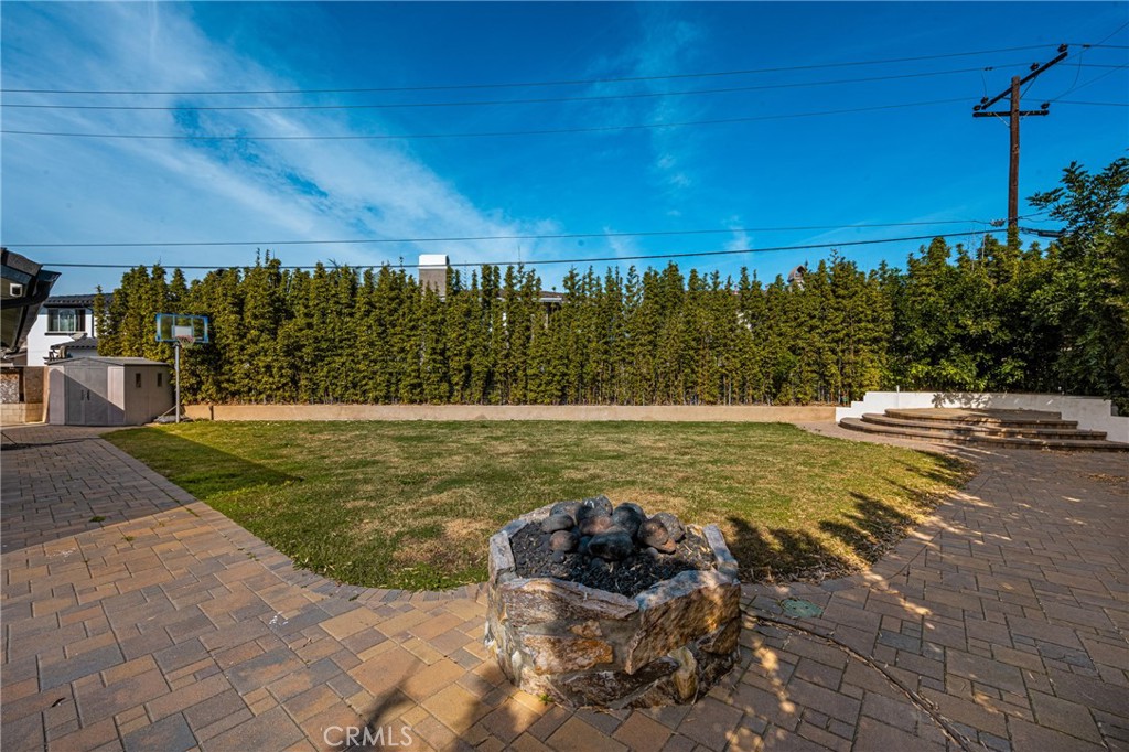 16762 Mulberry Circle