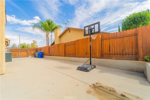 Tiny photo for 9203 Owari LN, Riverside, CA 92508 (MLS # DW26198866)