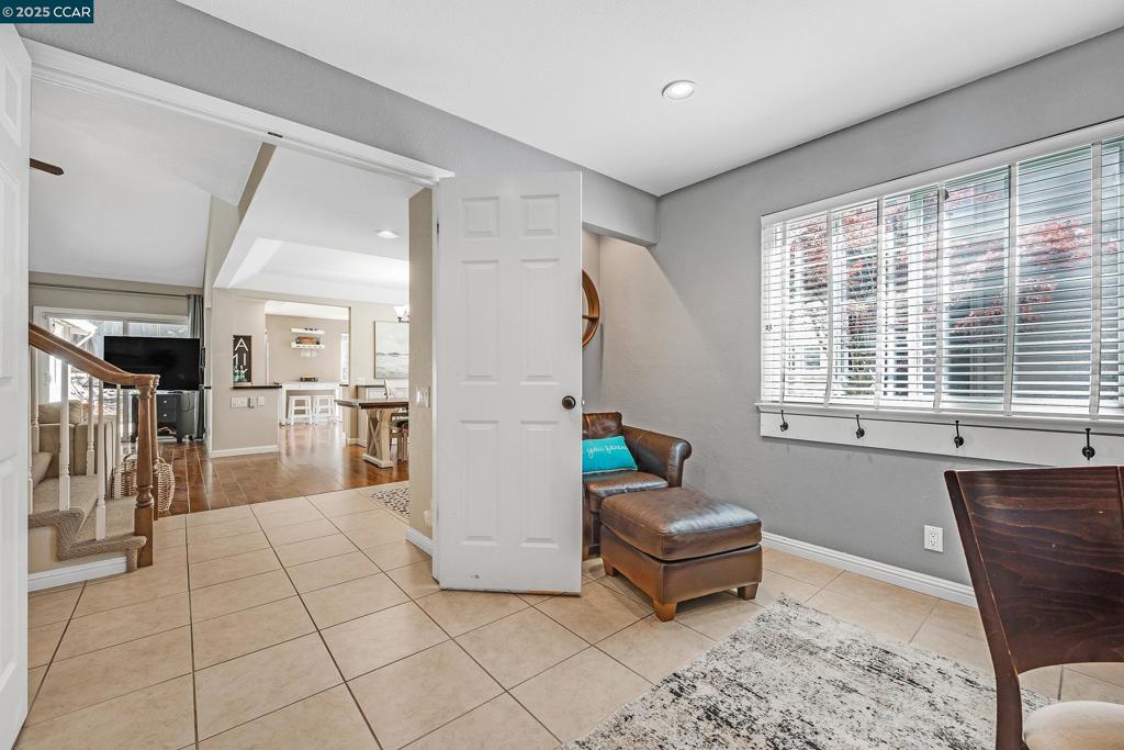 MEADOW CREEK - Residential