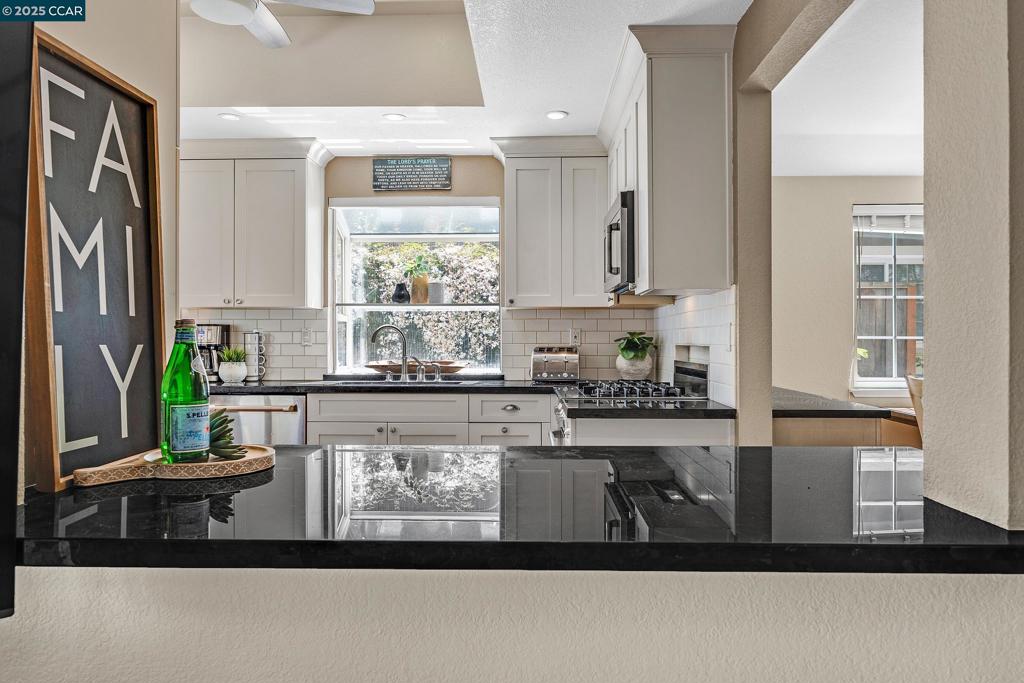 MEADOW CREEK - Residential