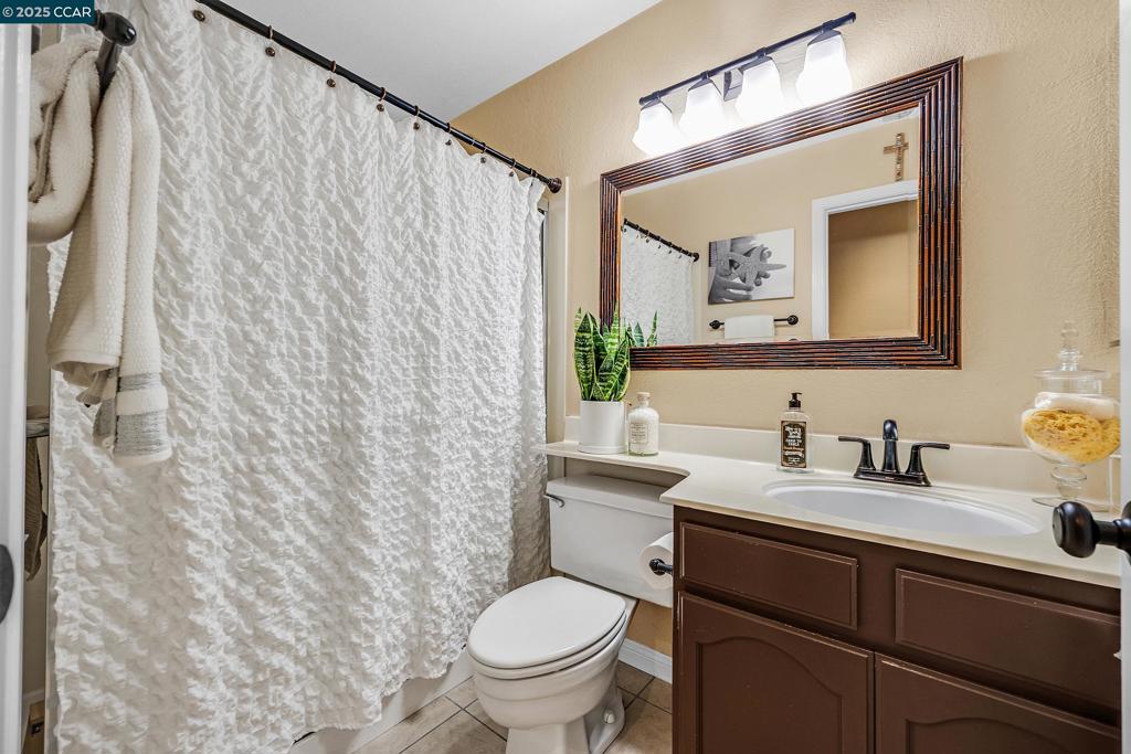 MEADOW CREEK - Residential
