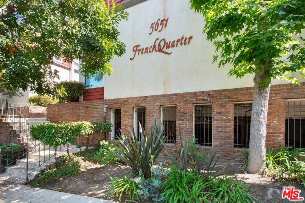 5651 Sumner Way