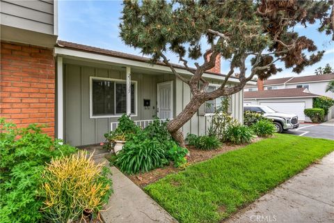 Photo of 21135 Freeport Ln, Huntington Beach, CA 92646 (MLS # NP26049049)