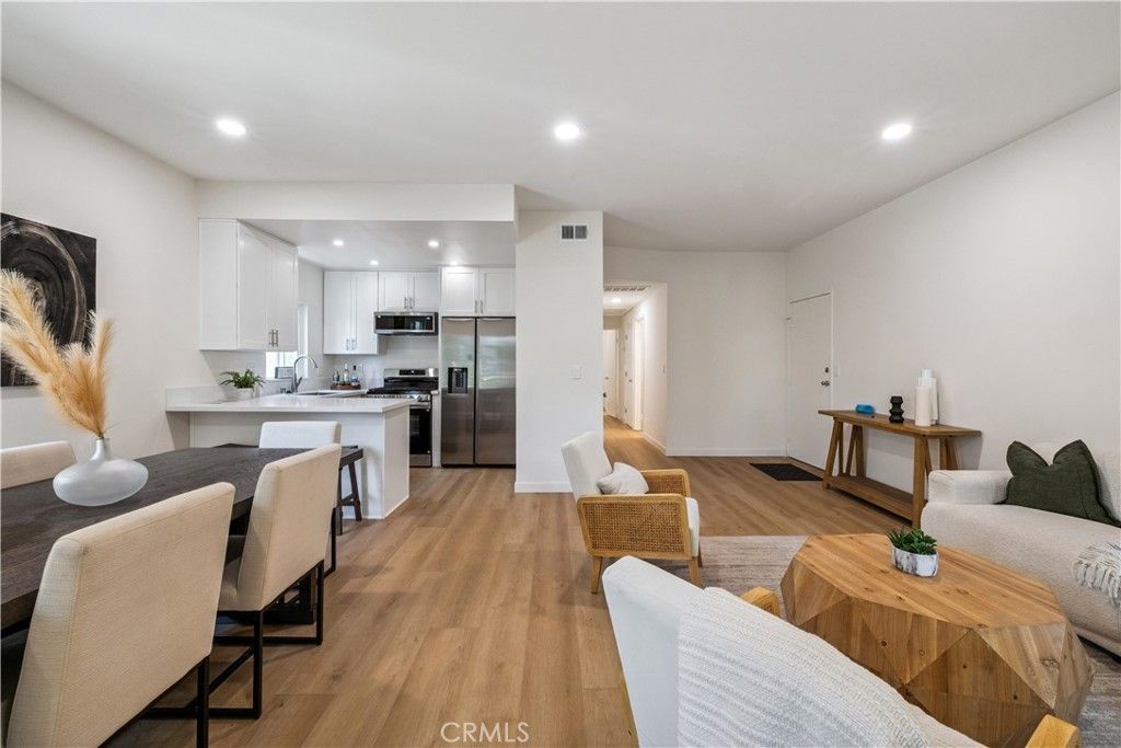 Photo of 11722 Avon, Los Angeles, CA 90066 (MLS # SB25264918)