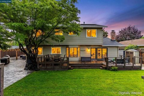 Photo of 418 Devon Ct Ct, San Ramon, CA 94583 (MLS # 41127549)