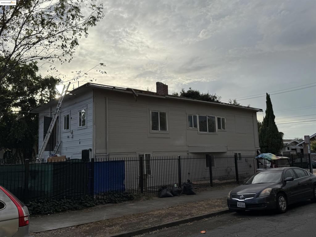 EAST END - Residential Income