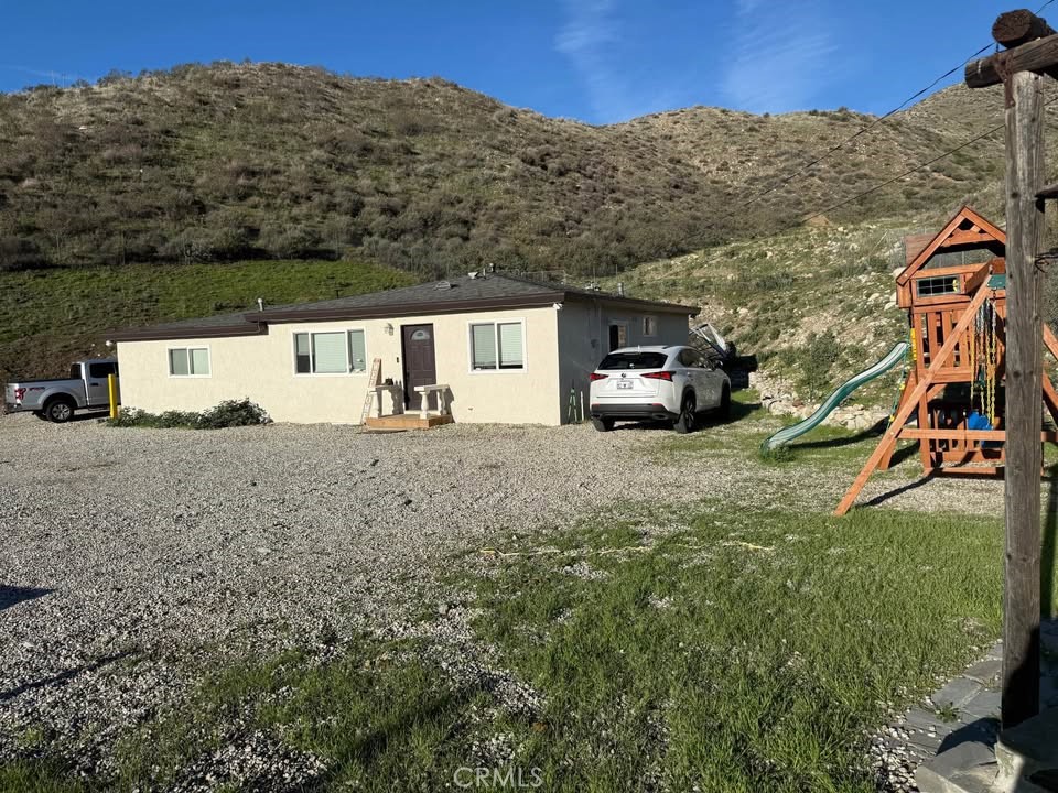 17559 Sierra Highway