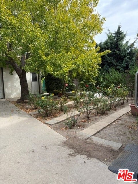 Tiny photo for 1630 Amherst Avenue, Los Angeles, CA 90025 (MLS # 26103006)