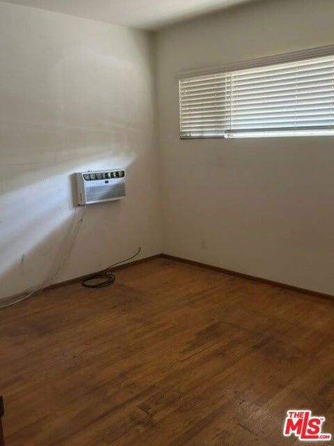 Tiny photo for 1630 Amherst Avenue, Los Angeles, CA 90025 (MLS # 26103006)