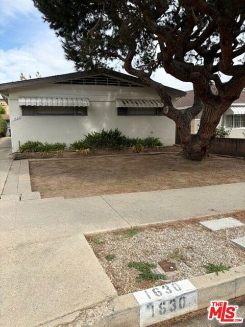 Photo of 1630 Amherst Avenue, Los Angeles, CA 90025 (MLS # 26103006)