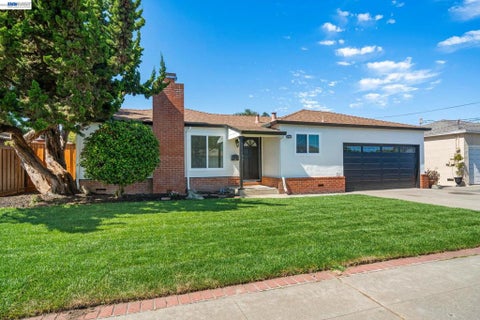 Photo of 37459 Willowood Dr DR, Fremont, CA 94536 (MLS # 41143689)