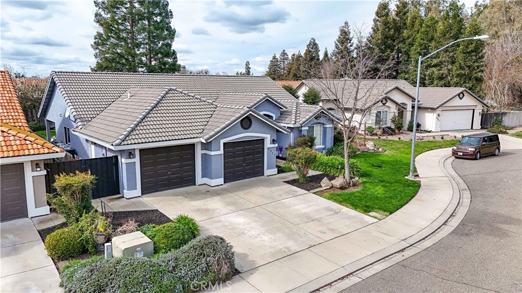 3947 Finch Court