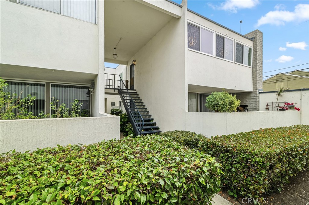 Townhouse - Condominiums - Residential