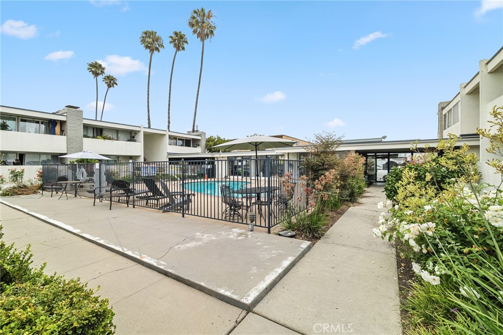 Townhouse - Condominiums - Residential