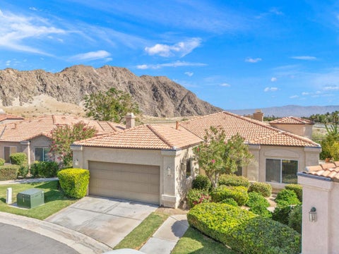 Photo of 48135 Vista Cielo, La Quinta, CA 92253 (MLS # 219148095DA)